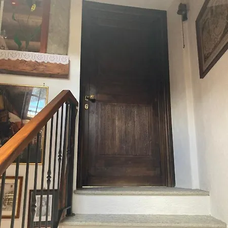 La Vecchia Scuola Apartment *