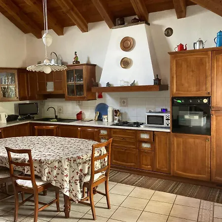 La Vecchia Scuola Apartment