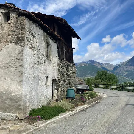 La Vecchia Scuola Apartment Saint Marcel